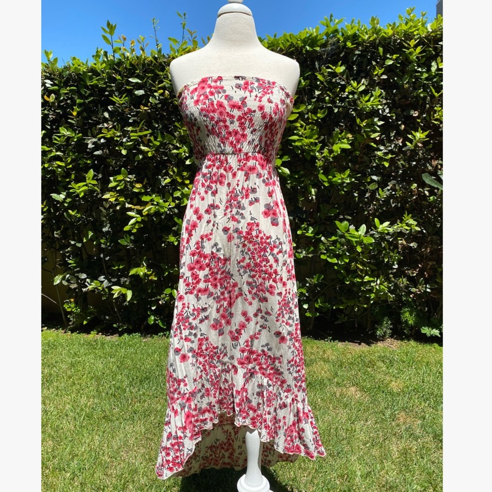 Floral strapless high low dress 🌺